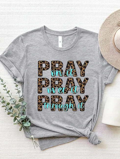 'Pray All Day' Short Sleeve Print T-Shirt - Celes Fashion
